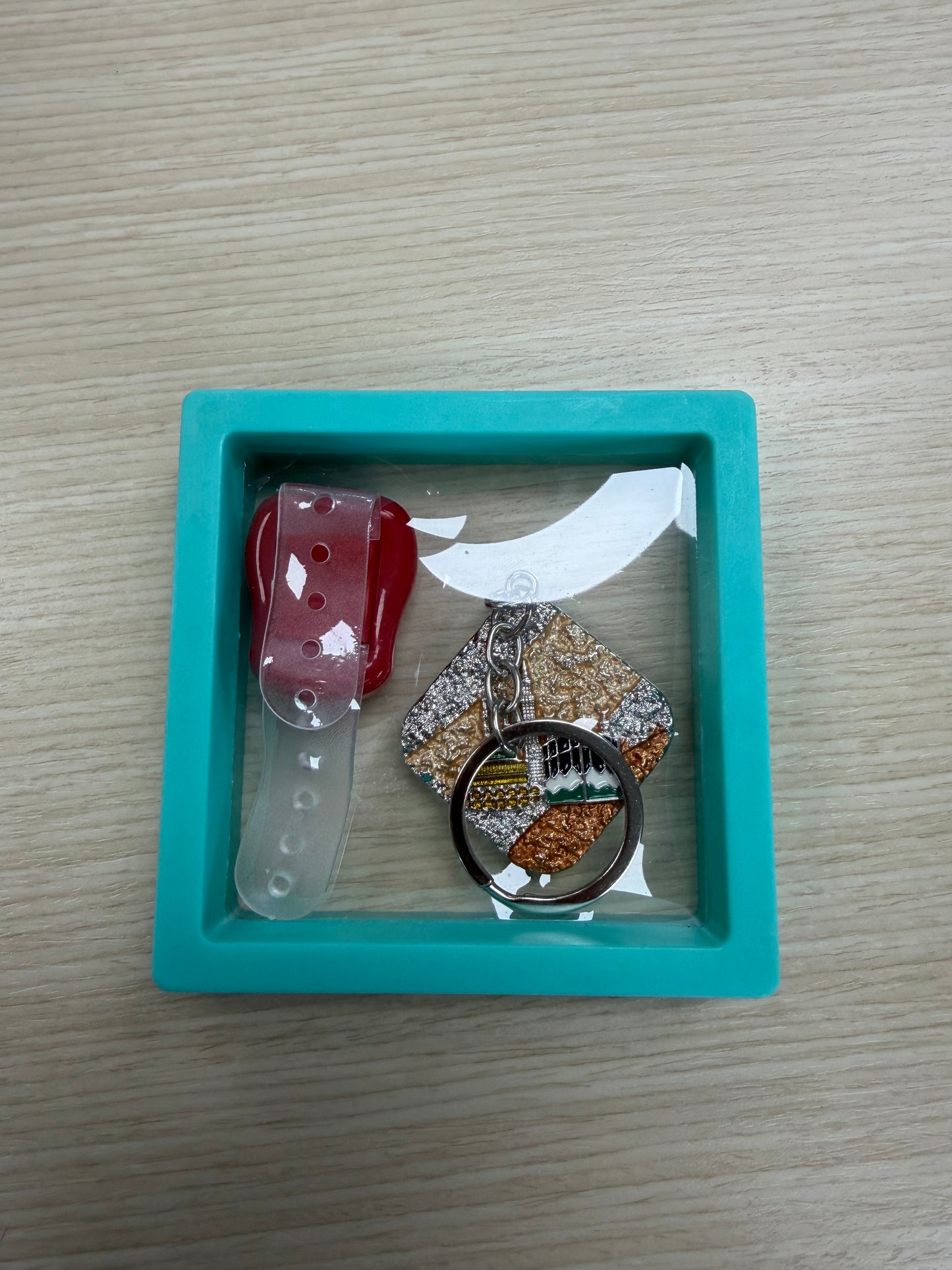 Red Dhikr Clicker Gift Set – Digital Tally Counter with Keychain